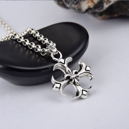 Chrome Hearts Cross Fleur Pendant Necklace